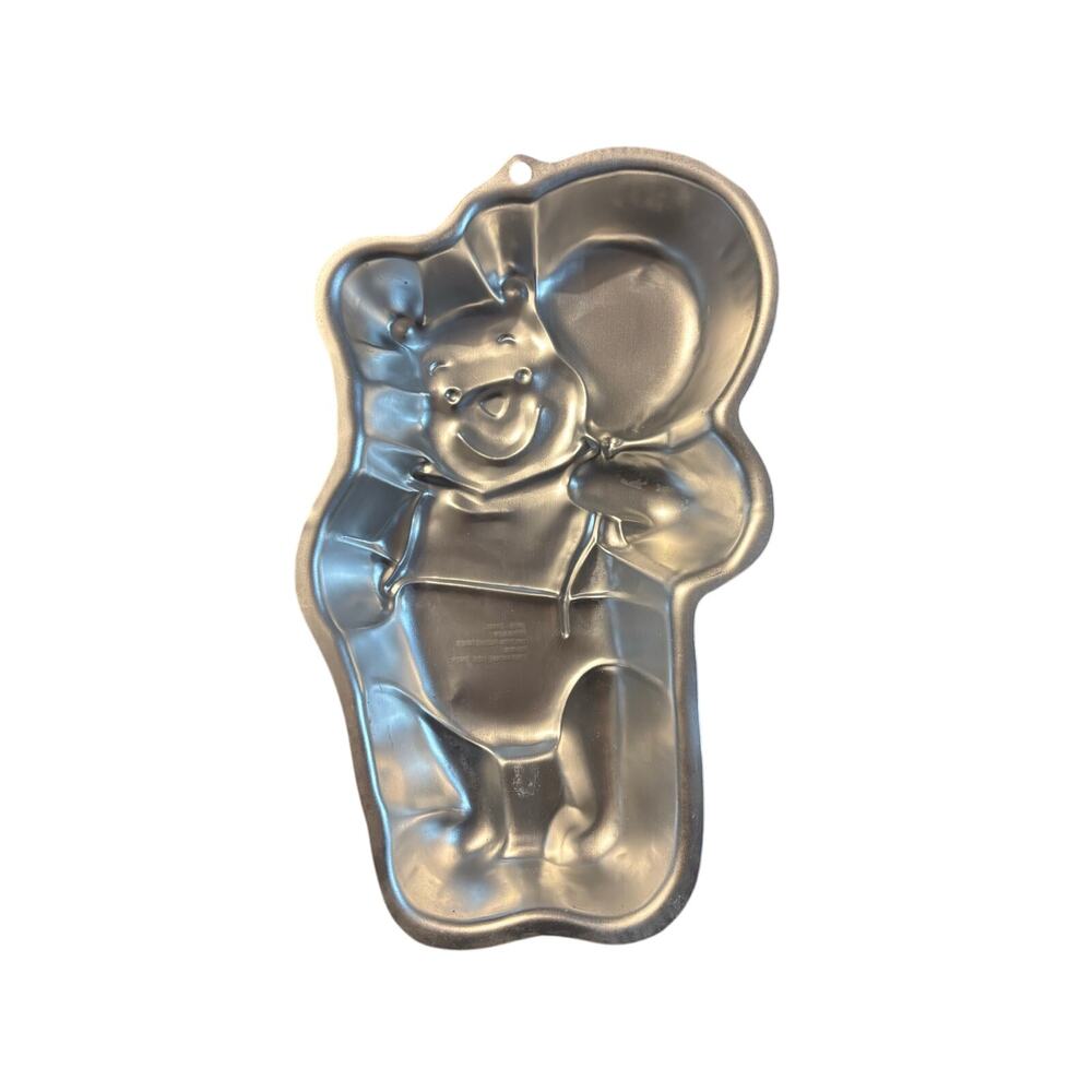 Disney Pooh Bear Wilton Cake Pan 2105-3100
Vintage Birthday Baking‎